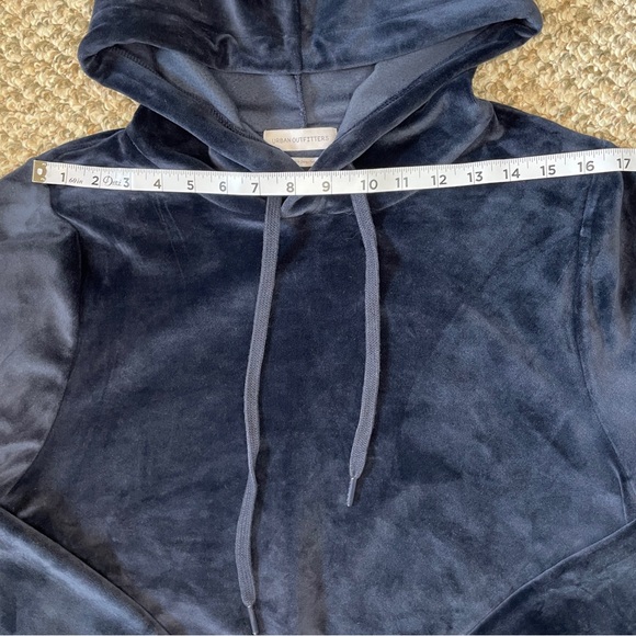 Urban Outfitters Easy Does It Velour Hoodie Sweatshirt - Midnight Blue - Picture 8 of 12